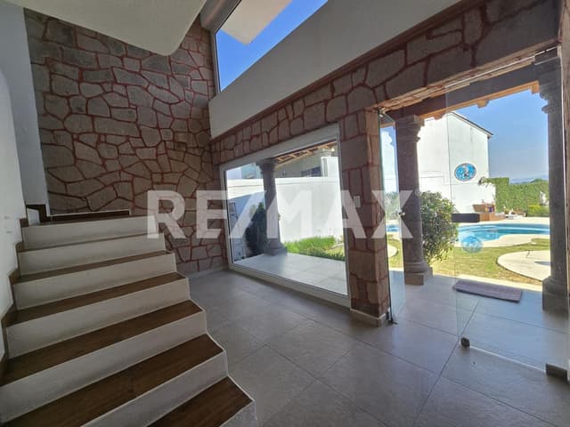 Venta de propiedad con 3 casas el Palmira, Cuernavaca, Morelos...Clave 5976