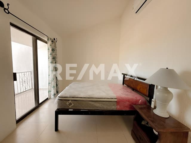 Villa en renta amueblada y con alberca en privada de Yucalpetén, Progreso