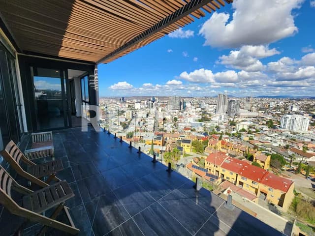 DEPARTAMENTO EN VENTA EN ZONA DORADA, CON VISTA A LA CIUDAD EN TIJUANA B.C.