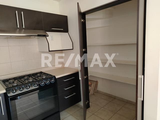 CASA EN VENTA EN PASEOS DEL BOSQUE, CORREGIDORA QUERÉTARO