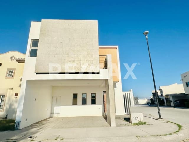 CASA EN VENTA EN VILLA ROMANA