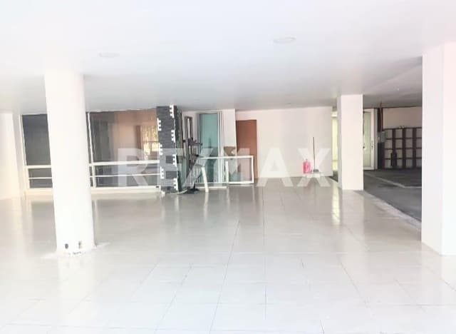 Local en Renta Avenida Insurgentes Sur  colonia Hipódromo (Mezzanine) cerca Parque México