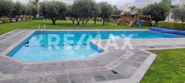 CASA EN VENTA EN PUERTA REAL II CORREGIDORA