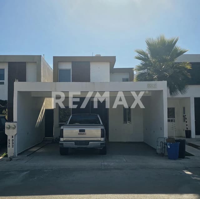 CASA AMUEBLADA EN RENTA UBICADA EN FRACC. CERRADAS DEL VALLE