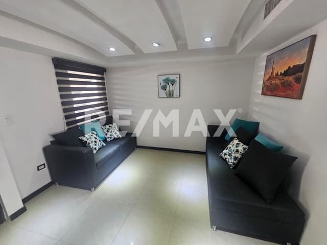 CASA AMUEBLADA EN RENTA UBICADA EN FRACC. CERRADAS DEL VALLE