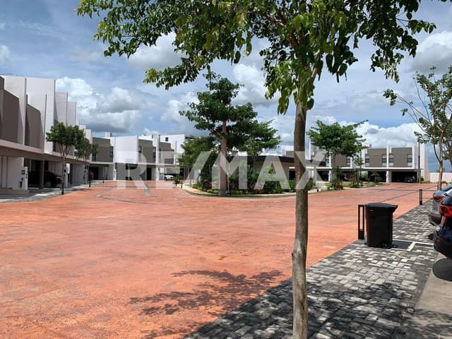Renta de Town House En Santa Gertrudis Copo
