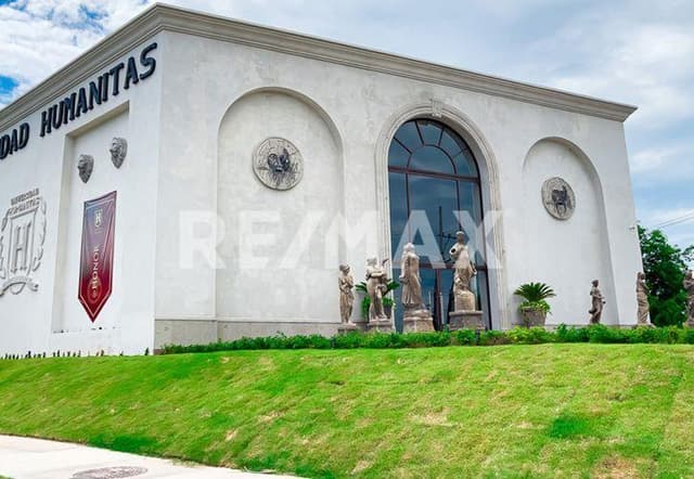 TERRENO COMERCIAL EN VENTA