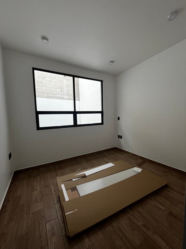 CASA C8 BOSQUES DEL LAGO