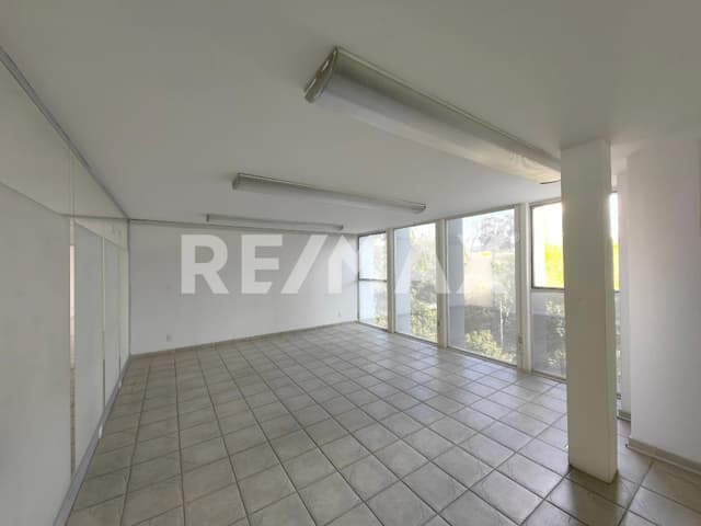 OFICINA SOBRE RIO CHURUBUSCO 240 m2 /  COL. DEL CARMEN