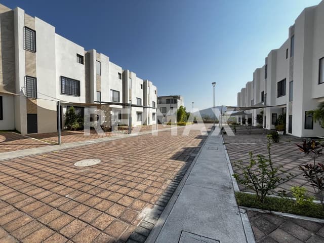 Renta de casa en Santa Fe, Lifestyle, Xochitepec, Morelos...Clave 5993