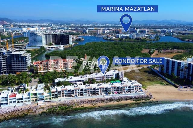 CONDOMINIO EN VENTA EN PLAYA ESCONDIDA