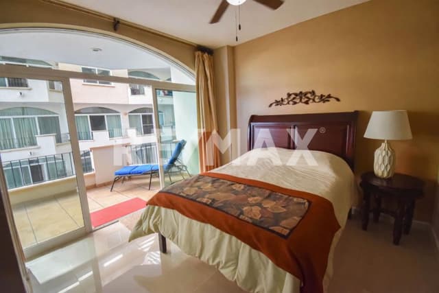 Condo de 2 Recamaras En La Playa