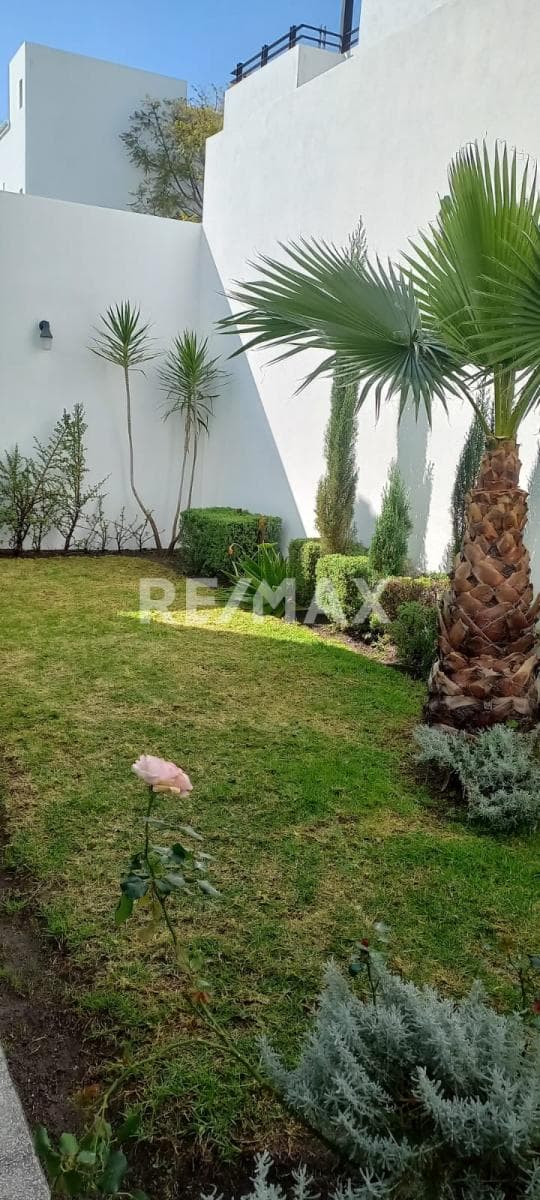 Casa en renta en el fraccionamiento Arboreto, San Pedro Cholula.