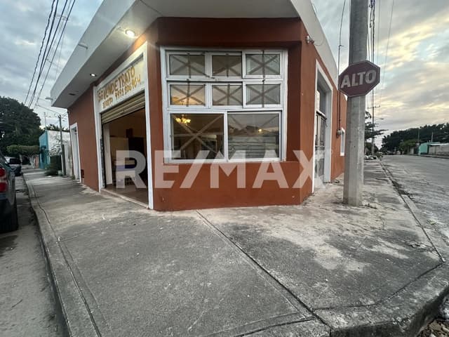 Casa en venta en Colonia  Bojórquez ,esquina