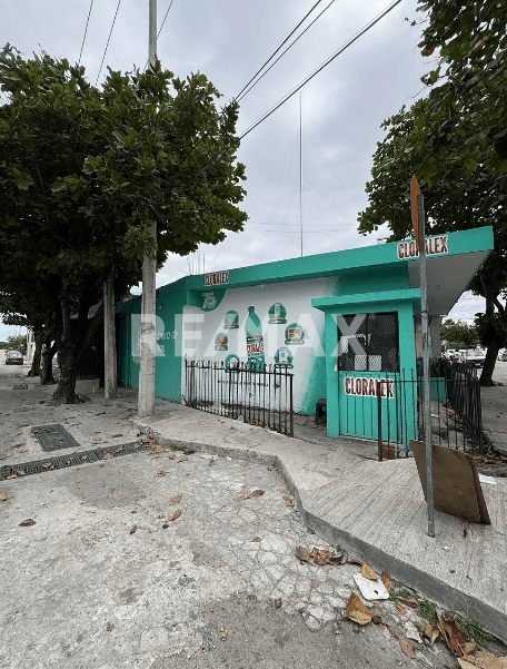 Local comercial en renta en colonia el Porvenir al poniente de Mérida.