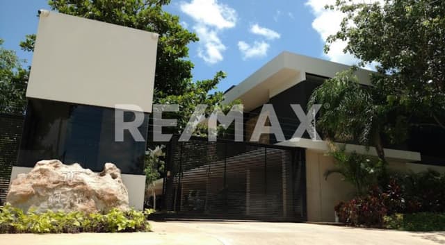 Renta de Townhouse amueblado en privada SITARA en Santa Gertrudis Copo.