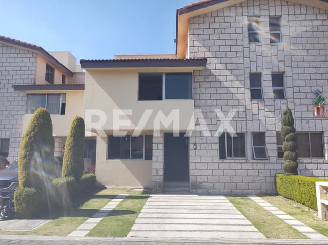 CASA EN RENTA EN METEPEC EDO. DE MEXICO FRACCIONAMIENTO SANTA LUISA.