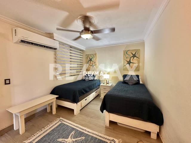 CONDOMINIO EN VENTA EN OLAS ALTAS