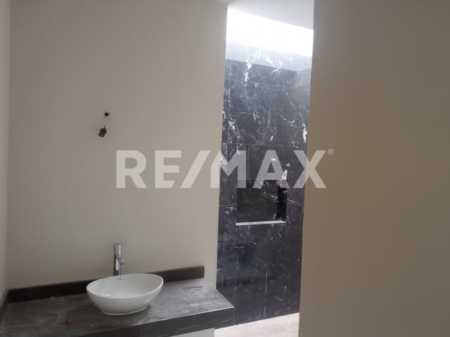 Casa en Venta "PRIVADA GARDENIAS"