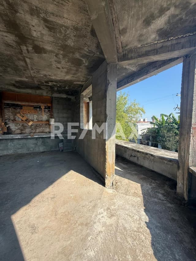 Casa en venta en esquina | Gran potencial de remodelación | Col. Nueva Madero