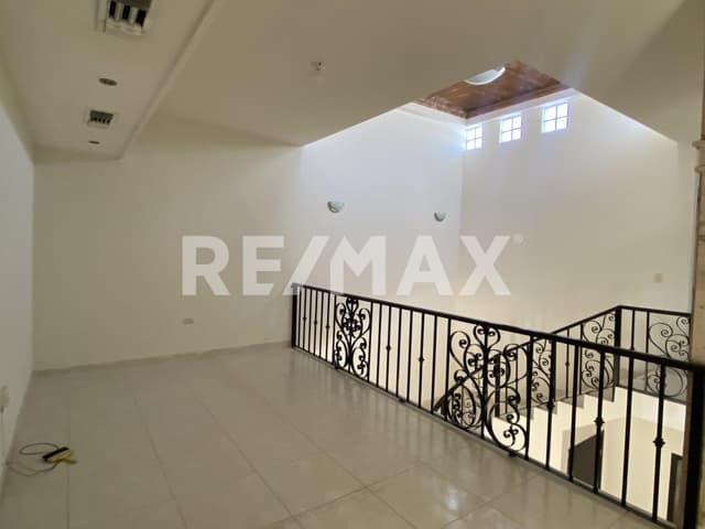 CASA EN RENTA EN LOS VIÑEDOS