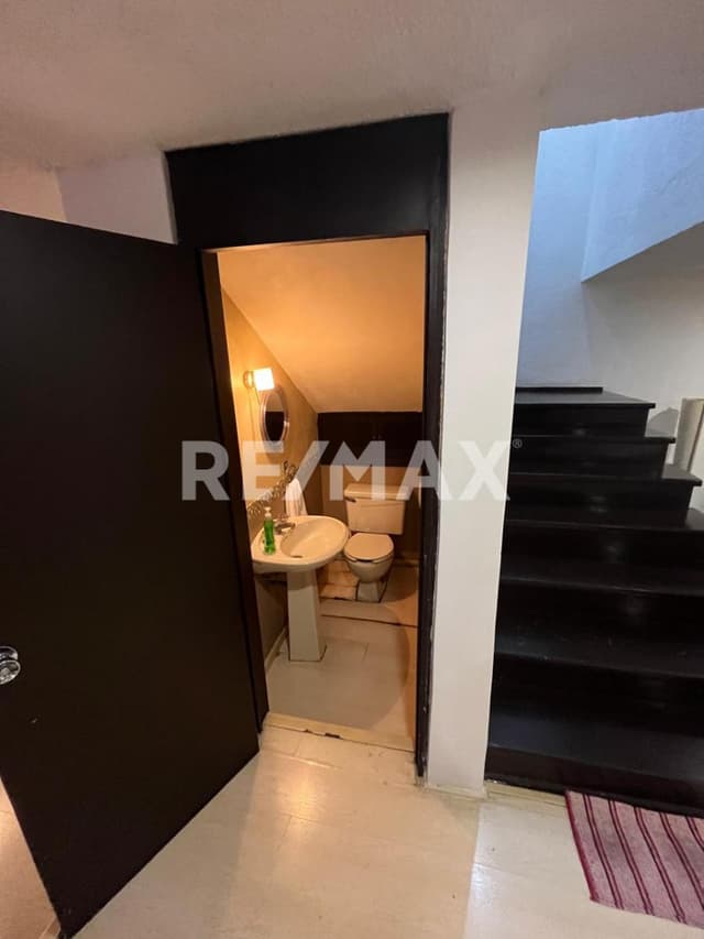 Bonita y espaciosa casa en venta.