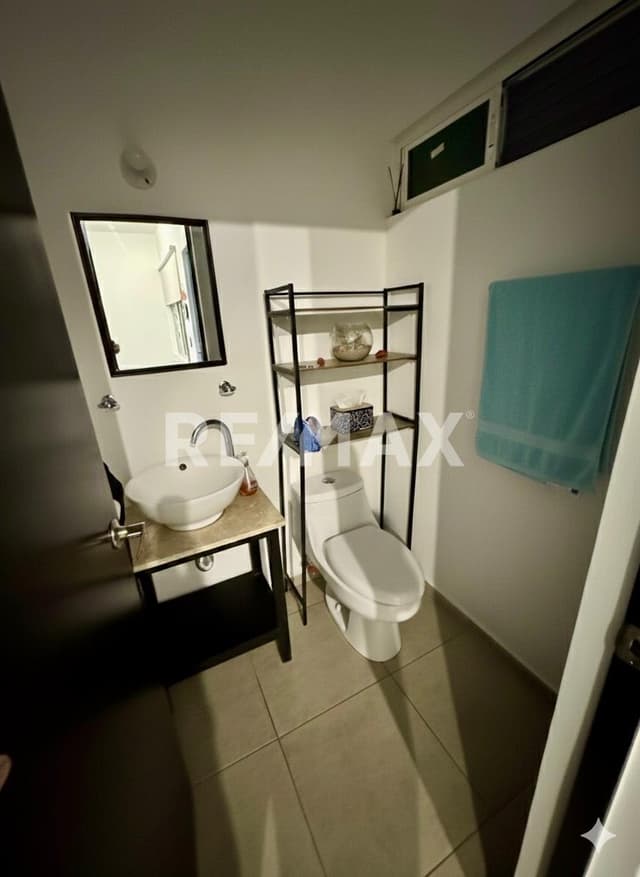 CASA EN VENTA EN COLINAS DEL SANTUARIO, CORREGIDORA, QUERETARO.