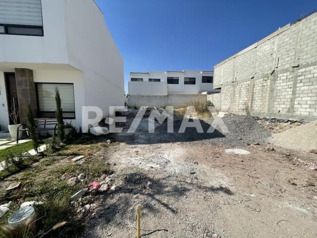 TERRENO EN VENTA