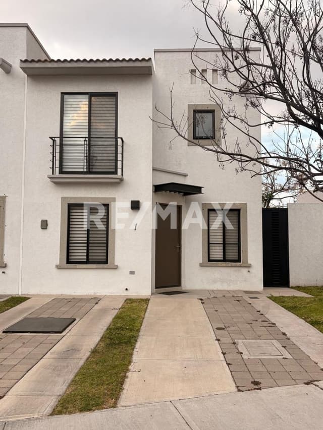 VENTA CASA EN CONDOMINIO ZAKIA QUERETARO