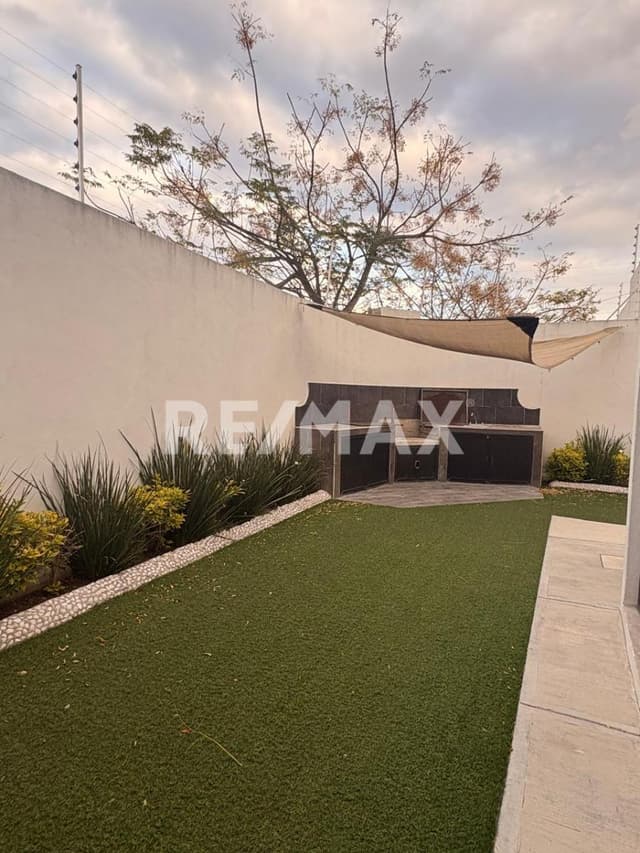 VENTA CASA EN CONDOMINIO ZAKIA QUERETARO