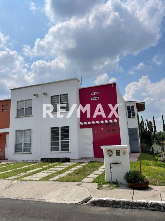 CASA EN RENTA EN CONDOMINIO  TABACHINES, COLONIA TEJEDA, CORREGIDORA