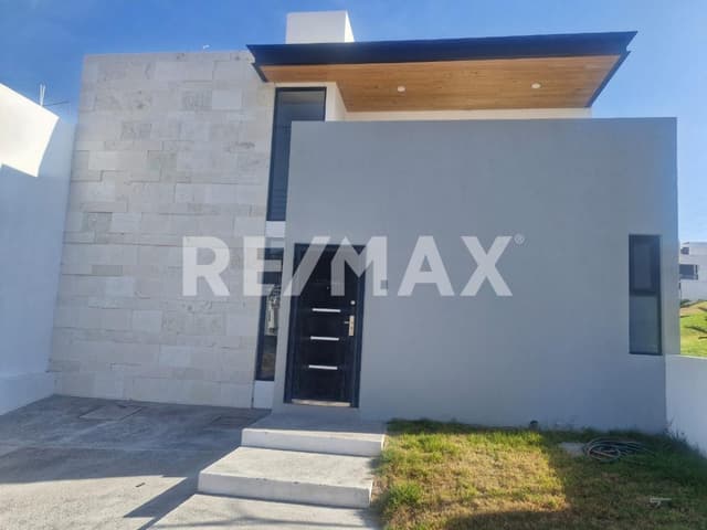 CASA EN VENTA PUNTA ESMERALDA