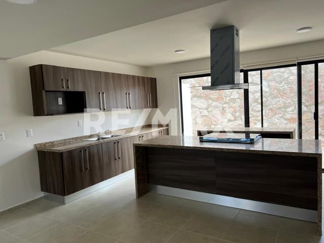 CASA RENTA ZAKIA COND. MADEIRA