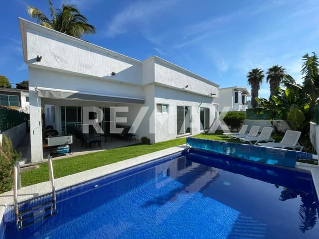 Venta de casa en un nivel en Lomas de Cocoyoc