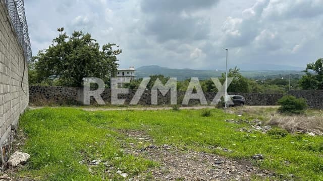 Venta de terreno en Oaxtepec, Yautepec, Morelos...Clave 6037