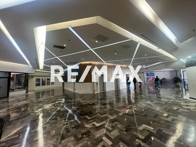 OFICINA EN RENTA DE 101.22 M2, EN BLVD. AGUA CALIENTE, TIJUANA.