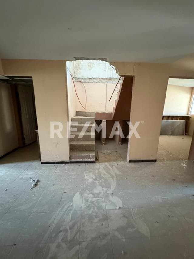 CASA EN VENTA EN LA CORTINA