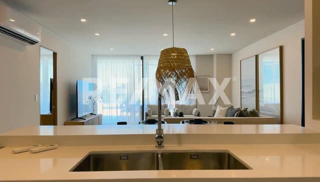 CIAN 207, Cabo Corridor