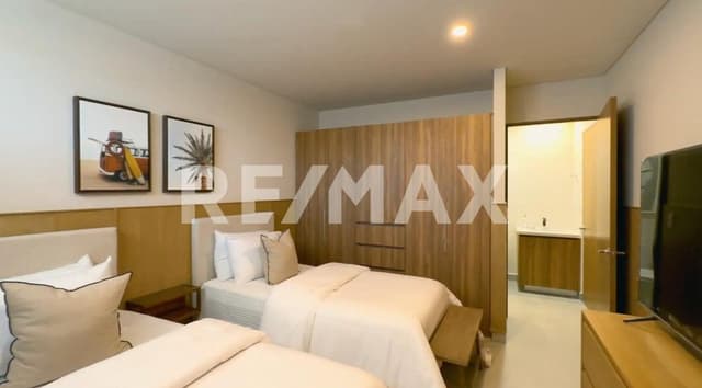 CIAN 207, Cabo Corridor