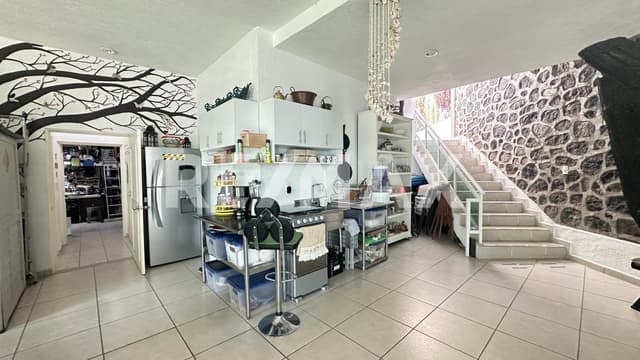 Venta de casa con alberca en el Fracc. Brisas, Temixco, Morelos…Clave 6040