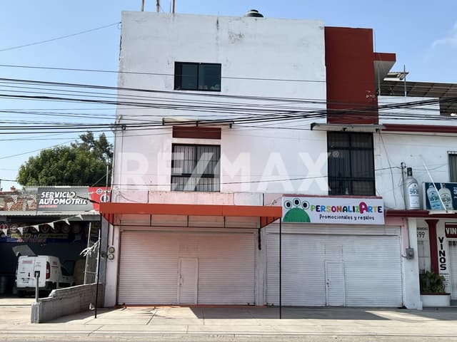 Local comercial Av. Arandas