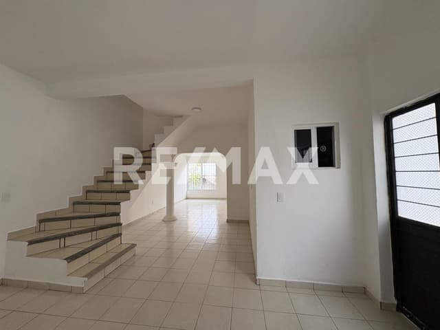 Casa recién remodelada zona norte- oriente