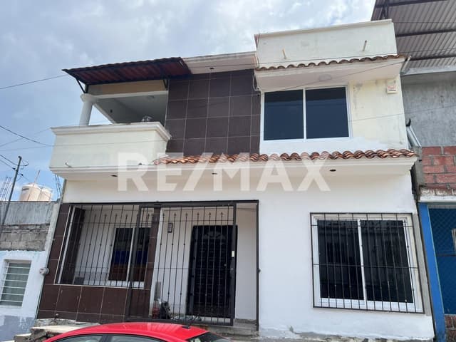 Casa recién remodelada zona norte- oriente