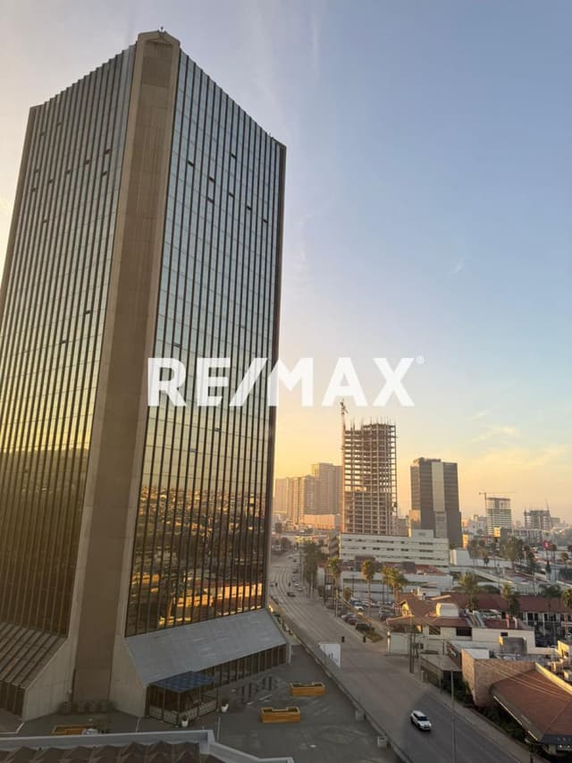 OFICINA EN RENTA DE 92.06 M2, EN BLVD. AGUA CALIENTE, TIJUANA.