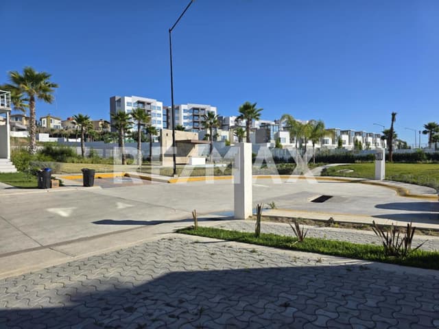 Casa en Venta con Vista al Mar en Fraccionamiento Privado