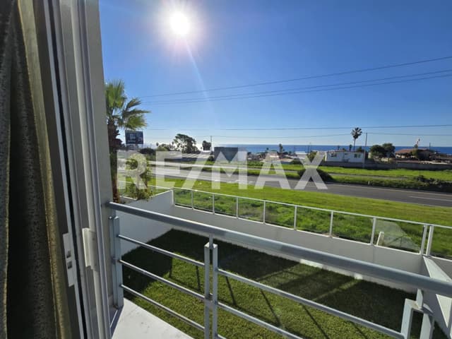 Casa en Venta con Vista al Mar en Fraccionamiento Privado