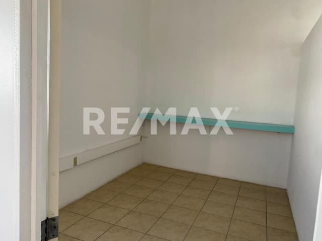 LOCAL Renta JURIQUILLA