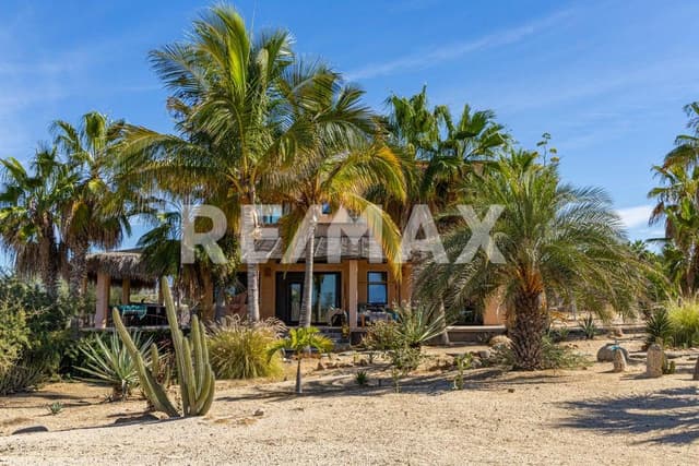 CASA CRIS CAMINO INTERNATIONAL, Pacific