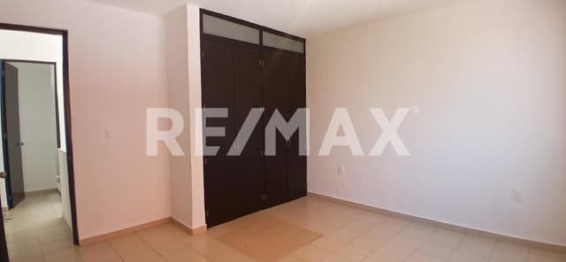 Venta de casa en el norte de Cuernavaca, Col. Lomas de Ahuatlán...Clave 6044