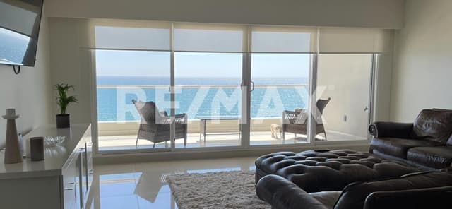 Exclusivo Condominio en Venta Oceanfront de 3 Recámaras